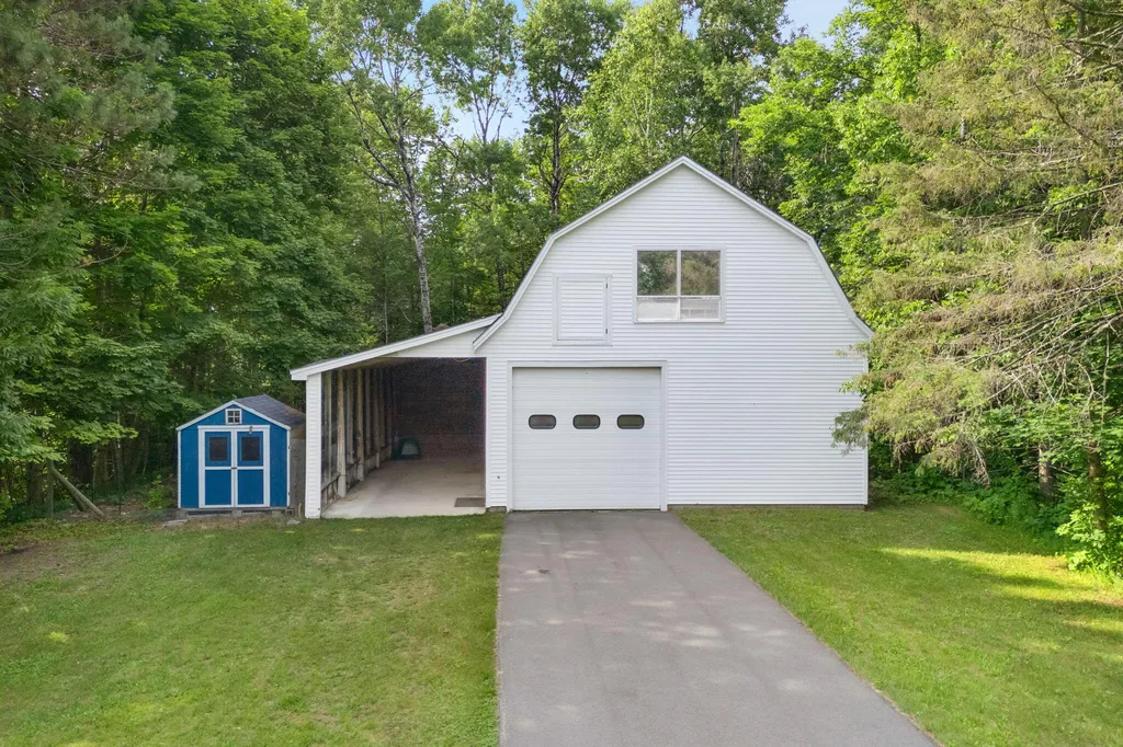 517 Blackstream Road Hermon ME 04401