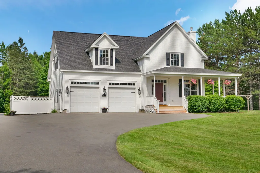 517 Blackstream Road Hermon ME 04401