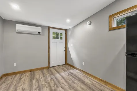 108 Middlesex Road Topsham ME 04086
