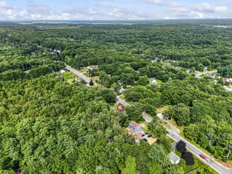 108 Middlesex Road Topsham ME 04086