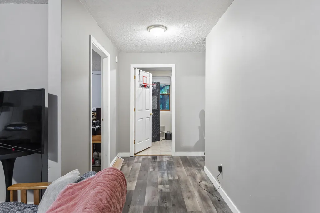 22 Spring Street Gardiner ME 04345