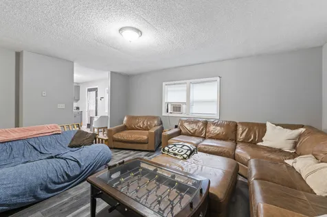 22 Spring Street Gardiner ME 04345