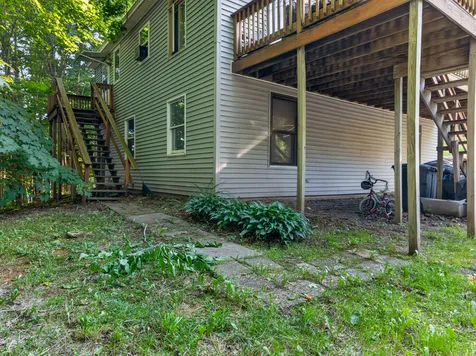 22 Spring Street Gardiner ME 04345