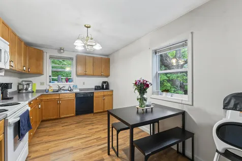 22 Spring Street Gardiner ME 04345