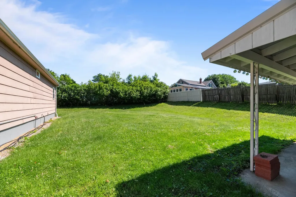 66 Rideout Avenue Lewiston ME 04240