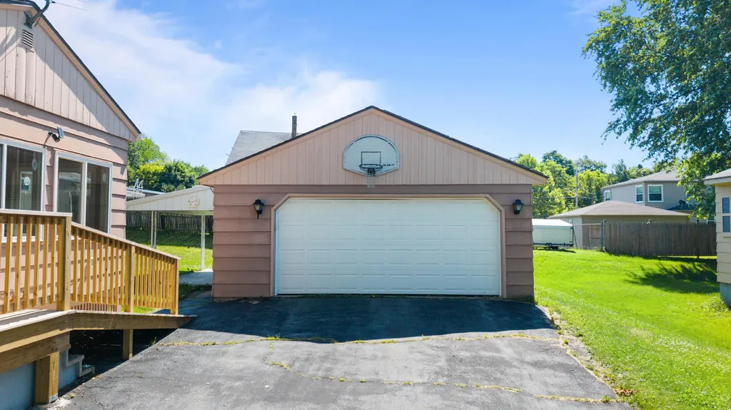 66 Rideout Avenue Lewiston ME 04240