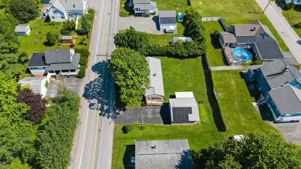 66 Rideout Avenue Lewiston ME 04240