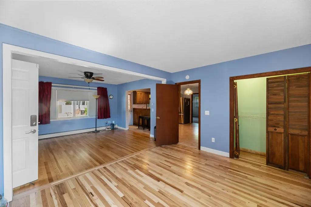 66 Rideout Avenue Lewiston ME 04240