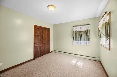66 Rideout Avenue Lewiston ME 04240