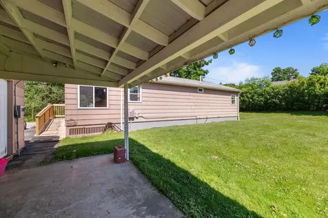 66 Rideout Avenue Lewiston ME 04240