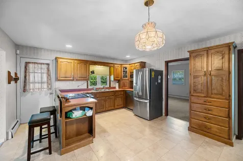 66 Rideout Avenue Lewiston ME 04240