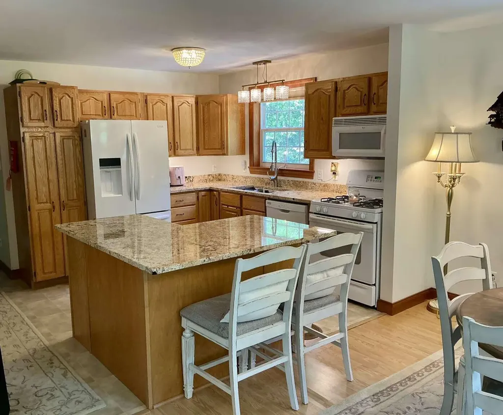 83 Christian Hill Road Bristol ME 04539
