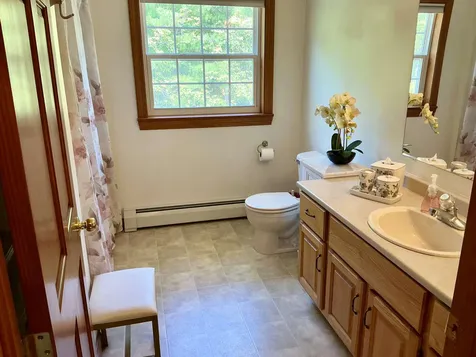 83 Christian Hill Road Bristol ME 04539