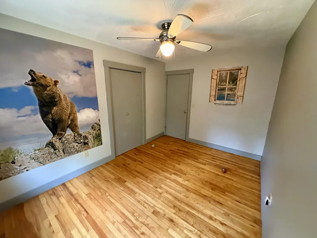 14 Howard Street Mexico ME 04257