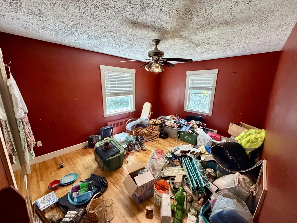 14 Howard Street Mexico ME 04257