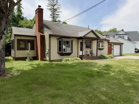 14 Howard Street Mexico ME 04257