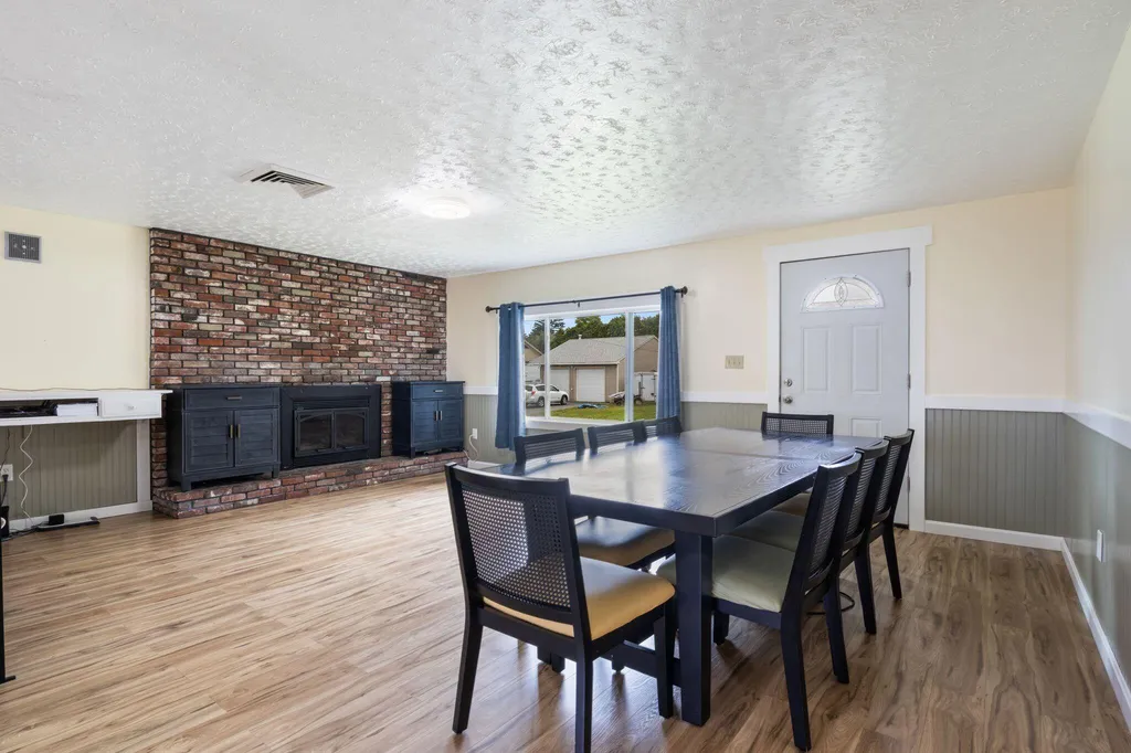 11 Miller Street Sanford ME 04073