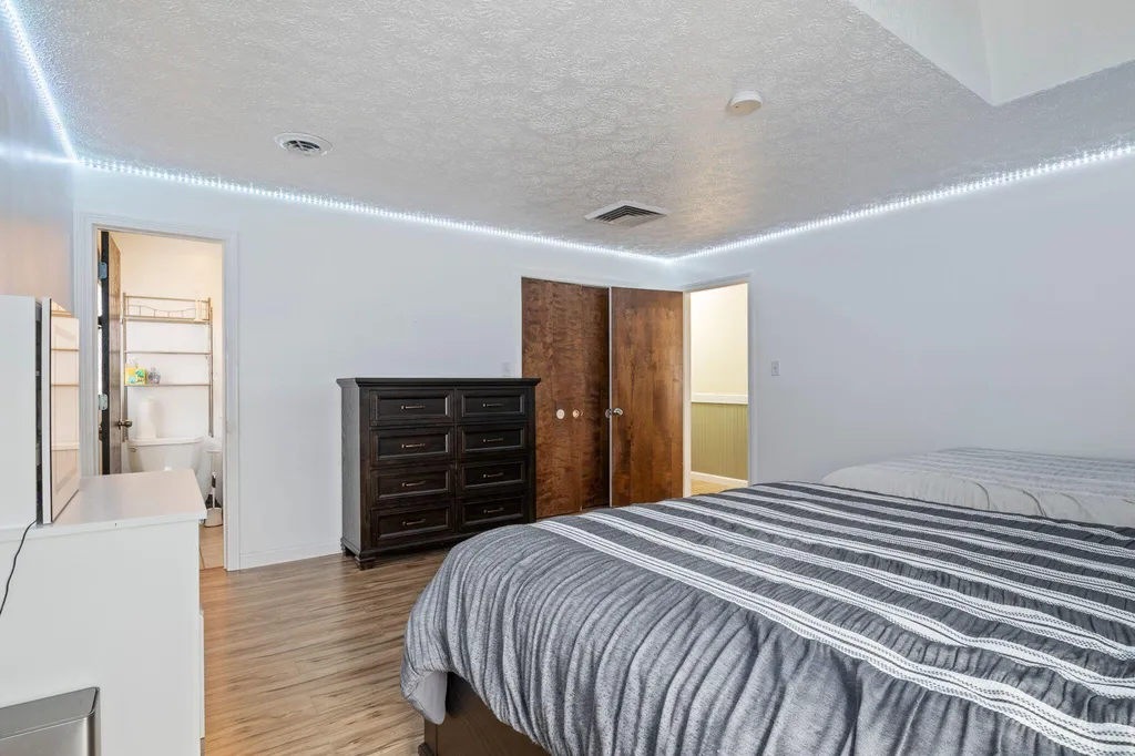 11 Miller Street Sanford ME 04073
