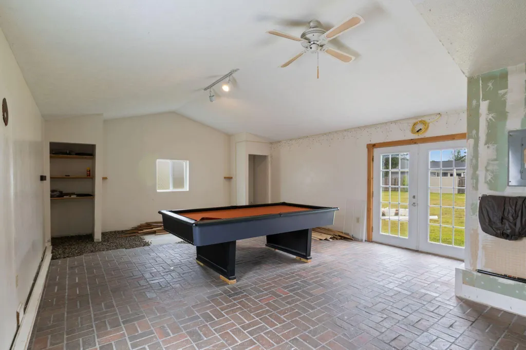 11 Miller Street Sanford ME 04073