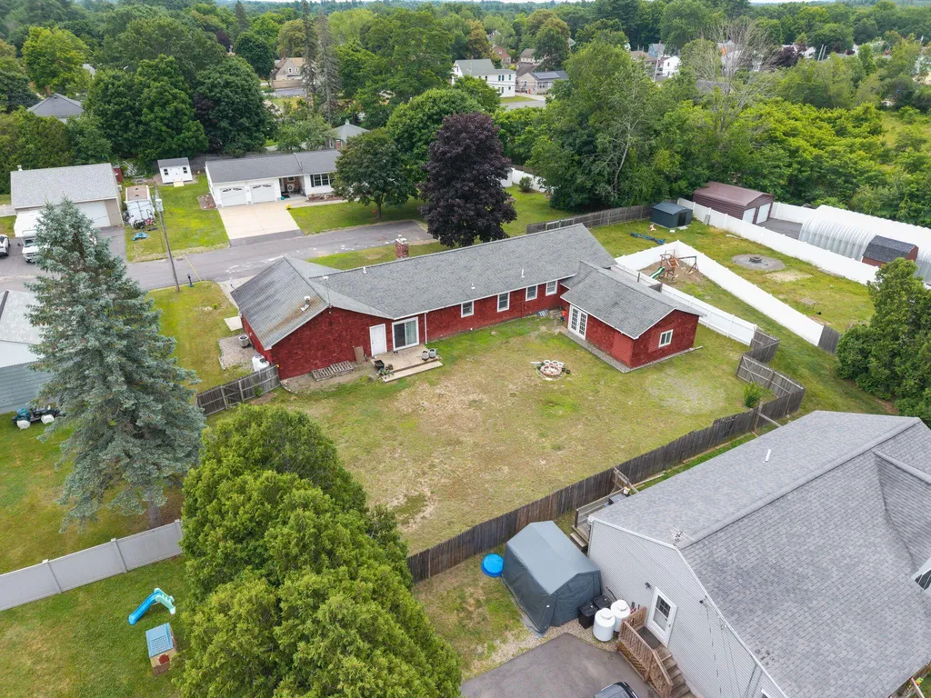 11 Miller Street Sanford ME 04073