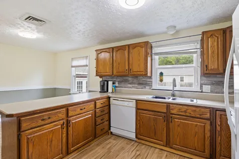 11 Miller Street Sanford ME 04073