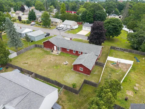 11 Miller Street Sanford ME 04073