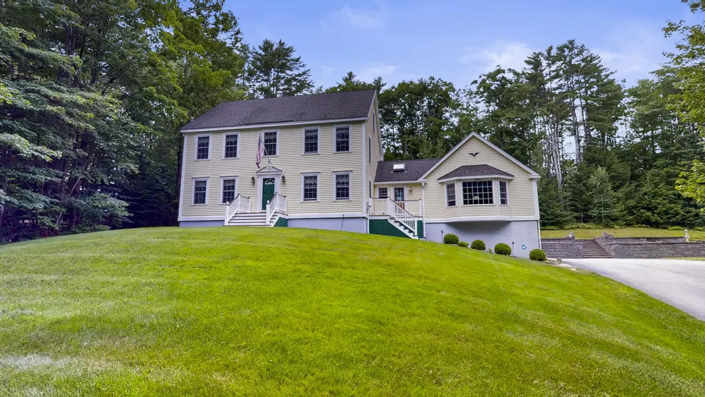 95 Snow Road Durham ME 04222