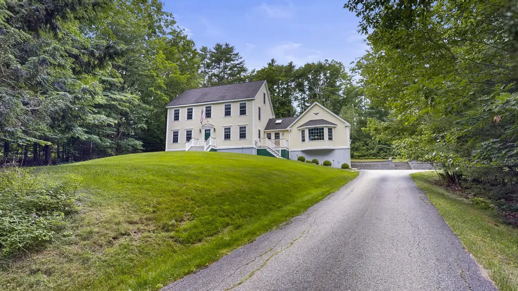 95 Snow Road Durham ME 04222