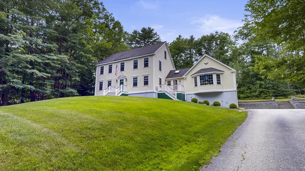 95 Snow Road Durham ME 04222