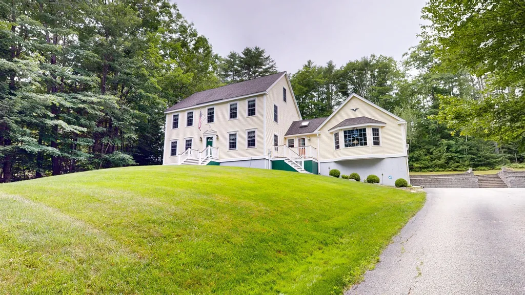 95 Snow Road Durham ME 04222