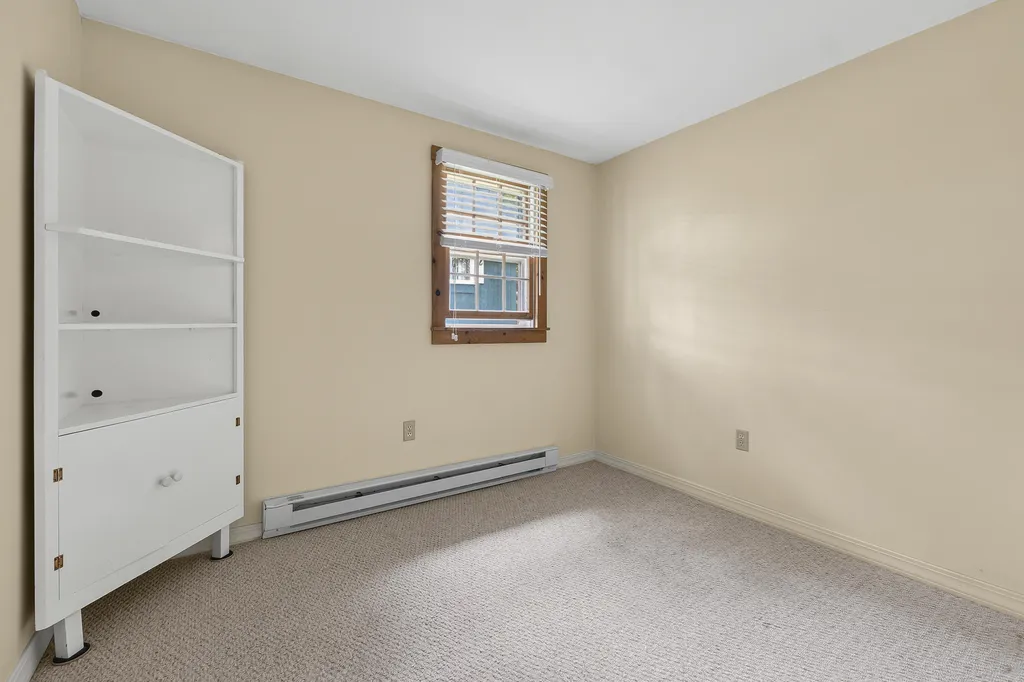 16 Highland Avenue York ME 03909