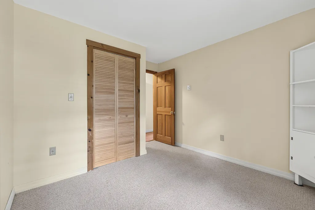 16 Highland Avenue York ME 03909
