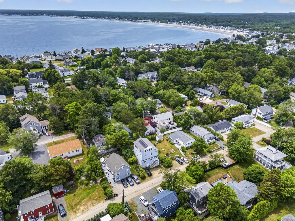 16 Highland Avenue York ME 03909