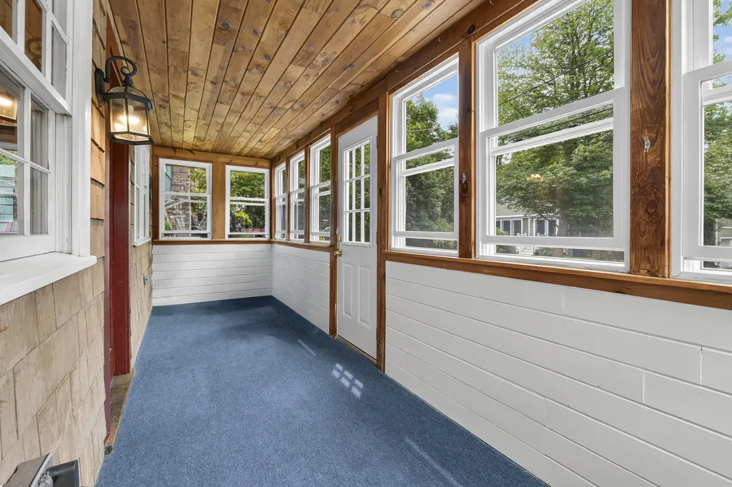 16 Highland Avenue York ME 03909
