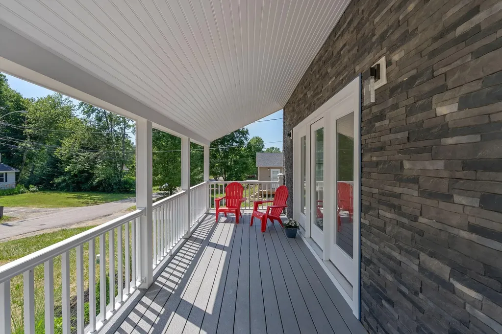 28 Douglas Street Lisbon ME 04252