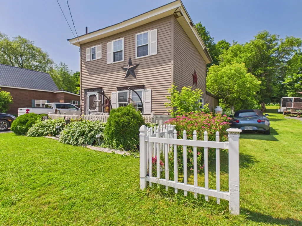 28 Silver Street Mars Hill ME 04758