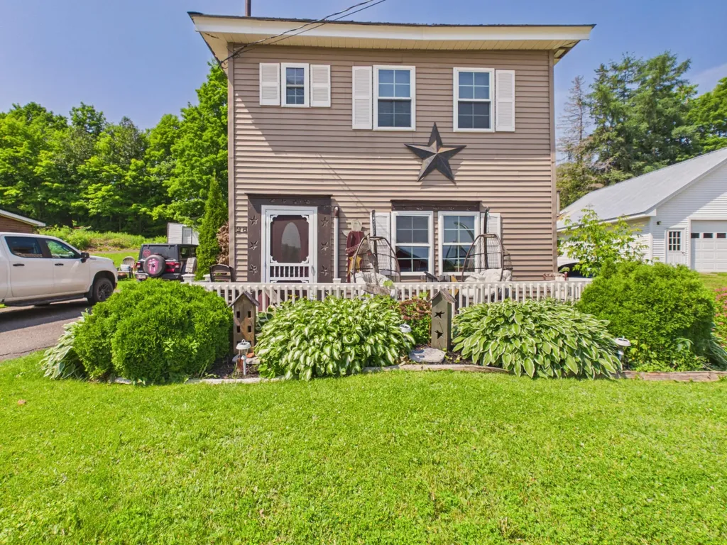 28 Silver Street Mars Hill ME 04758
