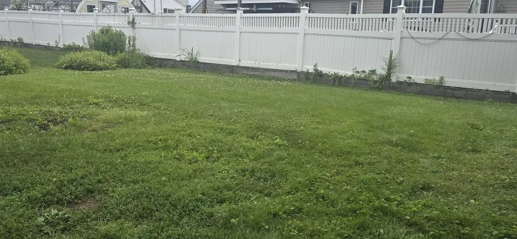 11 Surf Avenue York ME 03909
