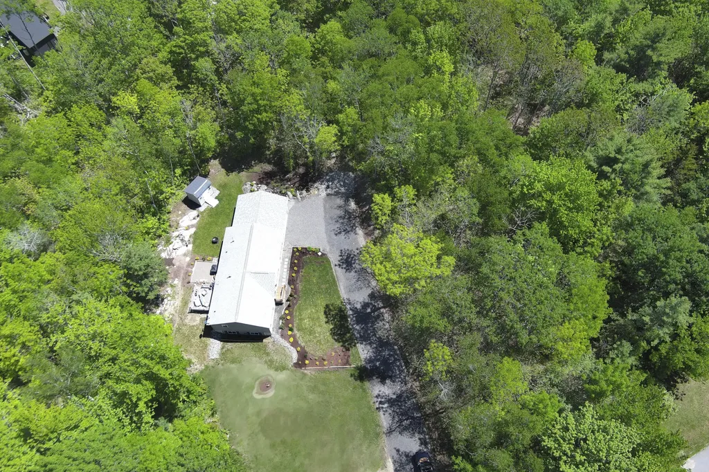 22 Quarry Trail South Thomaston ME 04858