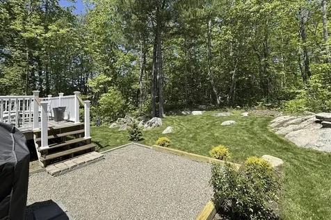 22 Quarry Trail South Thomaston ME 04858