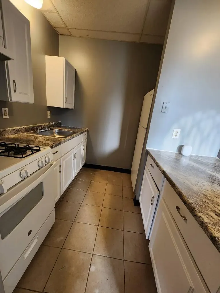 19 Wood Street Lewiston ME 04240
