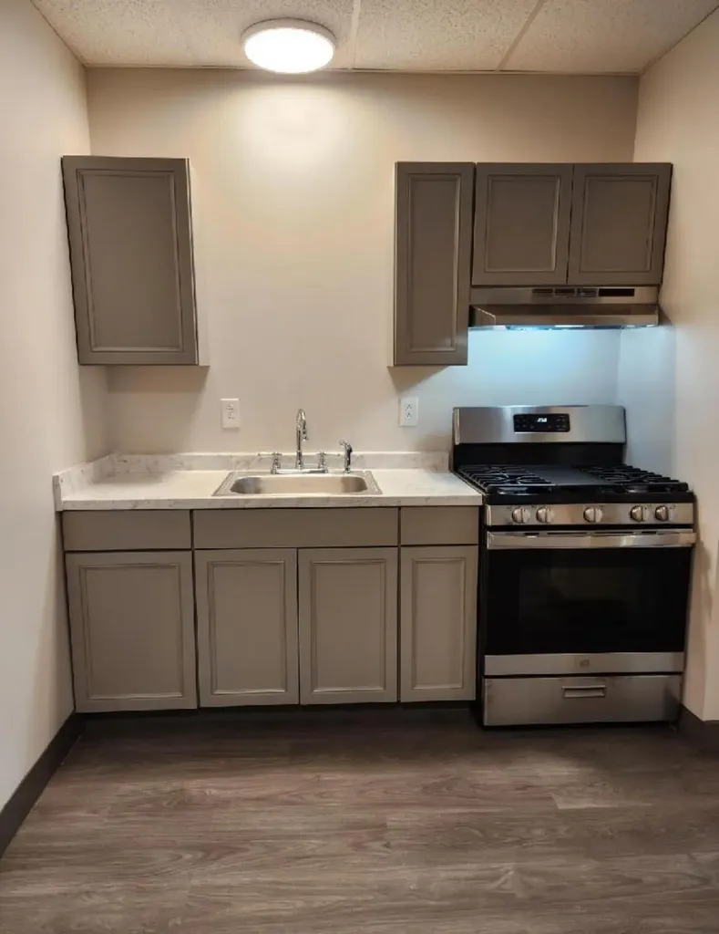 19 Wood Street Lewiston ME 04240
