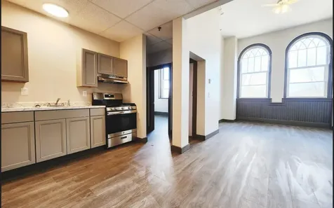 19 Wood Street Lewiston ME 04240