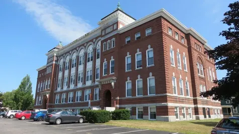 19 Wood Street Lewiston ME 04240