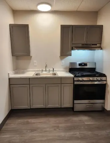 19 Wood Street Lewiston ME 04240