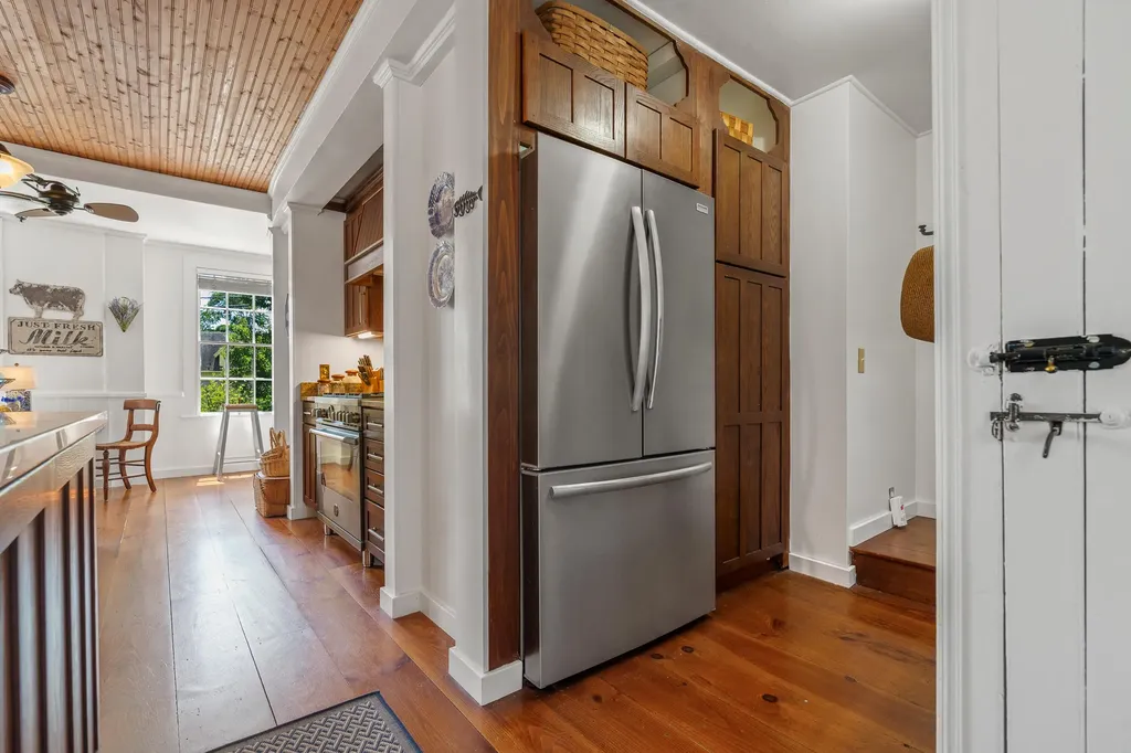 4 Meadow Cove Road Boothbay ME 04544
