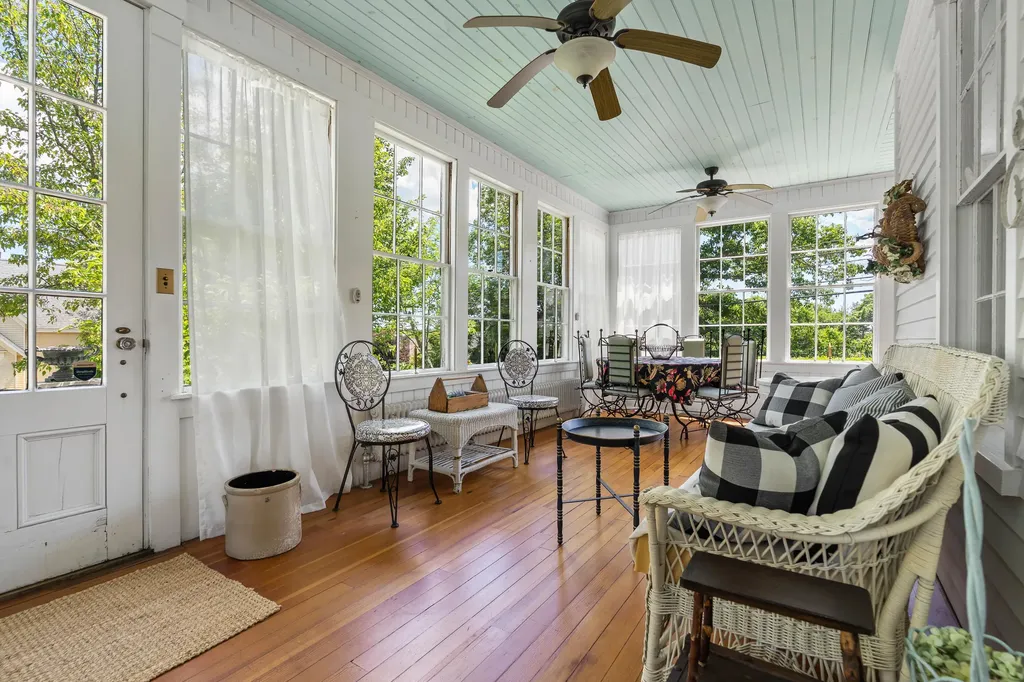 4 Meadow Cove Road Boothbay ME 04544