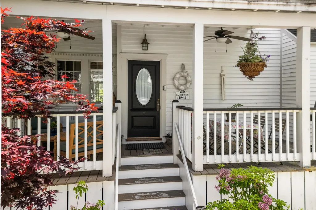 4 Meadow Cove Road Boothbay ME 04544