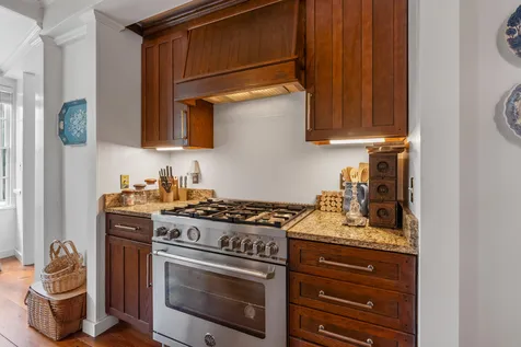 4 Meadow Cove Road Boothbay ME 04544