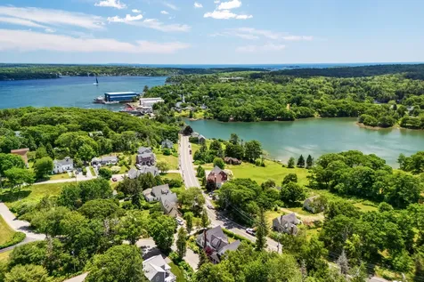 4 Meadow Cove Road Boothbay ME 04544